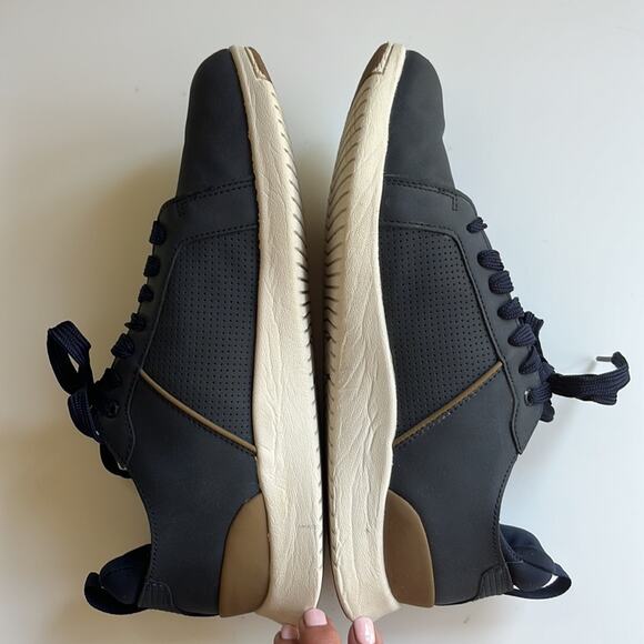 Madden NYC Men’s P-Razor Perforated Upper Lace Up Sneakers Navy Blue Size 9 - Picture 3 of 6